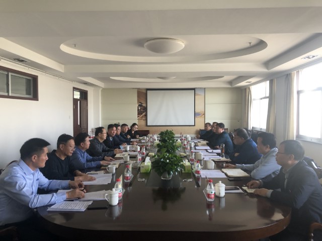 千赢国际种业集团与酒泉职业技术学院举行合作洽谈会