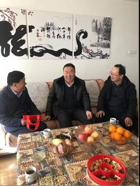 千赢国际种业领导看望慰问公司老干部、老党员及困难党员职工