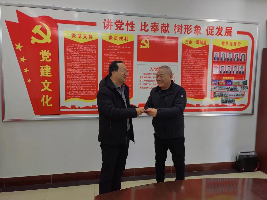 千赢国际种业领导看望慰问公司老干部、老党员及困难党员职工