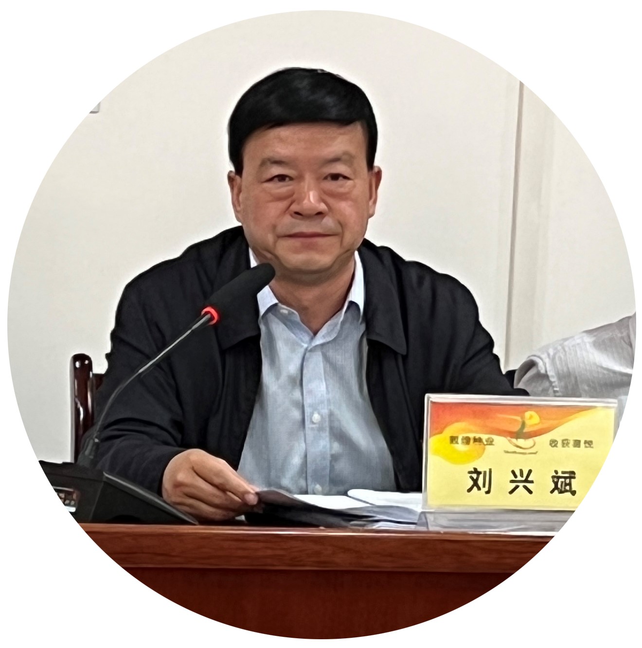 ​研判新形势把握新机遇谋划新发展 千赢国际种业召开2021年度工作总结表彰大会全面总结2021年经营工作安排部署2022年工作