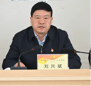 紧盯目标 全力以赴 攻坚克难 勇蹚新路——千赢国际种业召开2023年度经营工作总结表彰大会 部署2024年度目标任务及重点工作